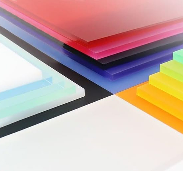 Plaques acryliques satinées colorées pour aménagement au Maroc